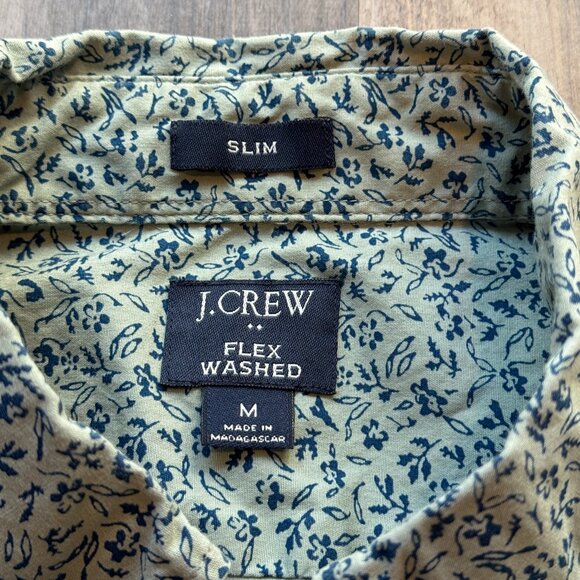 J.Crew Men's ShortSleeved SlimFit Button Down Shirt - Medium - Aqua/Blue Floral - Picture 3 of 4